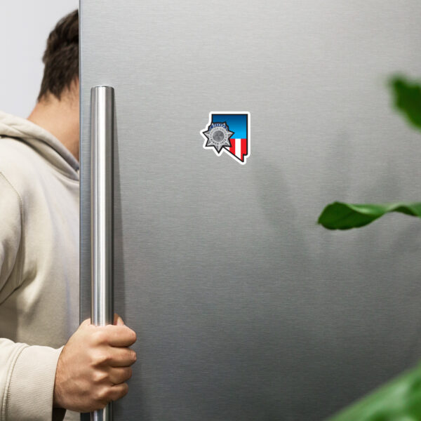 Magnet w/Logo - Image 2